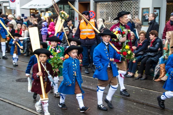 Desfile tradicional de primavera de gremios en Zurich — Foto de Stock