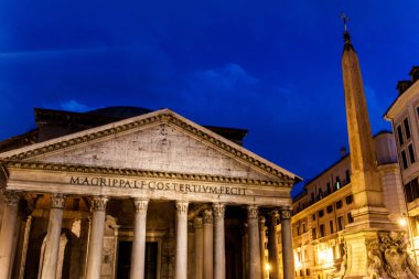 Roma 'da Pantheon, İtalya