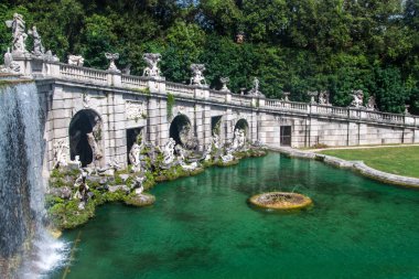 Palazzo Reale gerekçesiyle Caserta