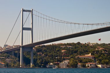 Istanbul'da Boğaziçi Köprüsü