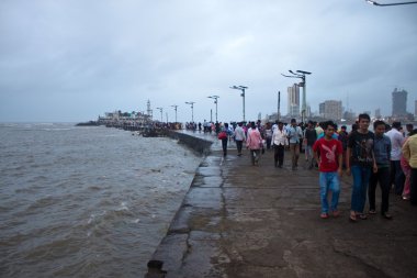 Devottes Hacı Ali caminin causeway üzerinde