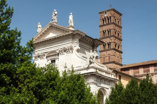 Igreja de Santa Francesca Romana em Roma, Itália — Fotografia de Stock