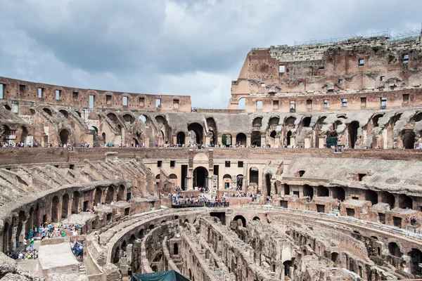 Kolosseum i krom, itali — Stockfoto