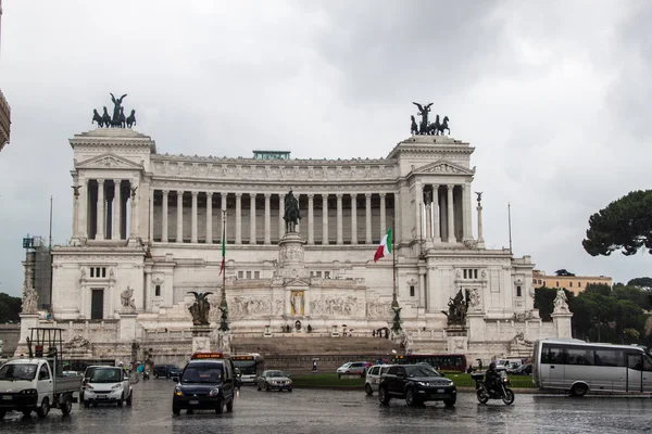 Famous Italian monument Vittorio Emanuele II in Rome — Stock Photo, Image