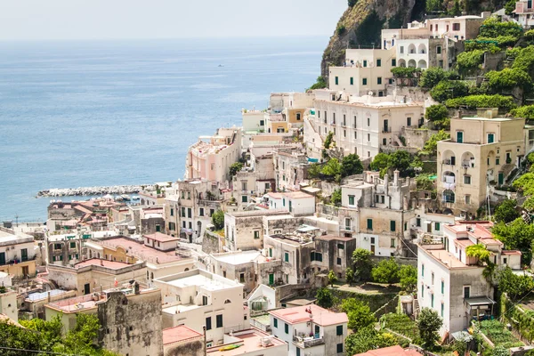 Atrani na pobřeží Amalfi, Itálie — Stock fotografie
