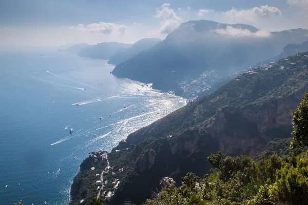 Paisagem rochosa na costa de Amalfi — Fotografia de Stock