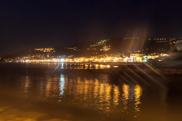 Nacht uitzicht op Agropoli — Stockfoto