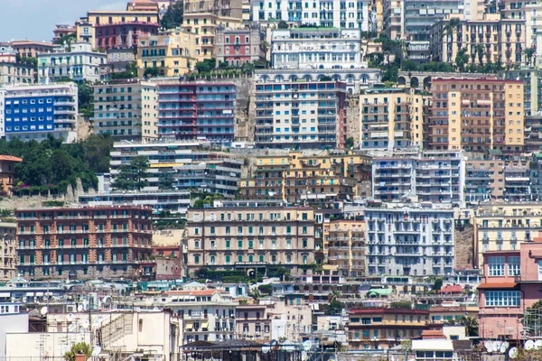 Современные здания Неаполя — стоковое фото