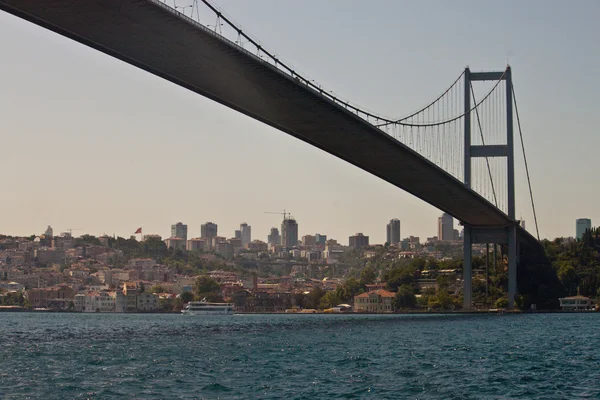 Puente del Bósforo en Estambul — Foto de Stock