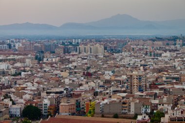 Alicante akşam havadan görünümü