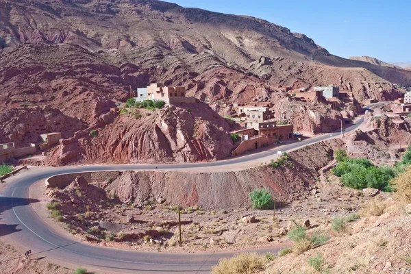 Villaggio nella valle di Dades Gorge — Foto Stock