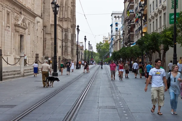 Straße im Zentrum von Sevilla — Stockfoto