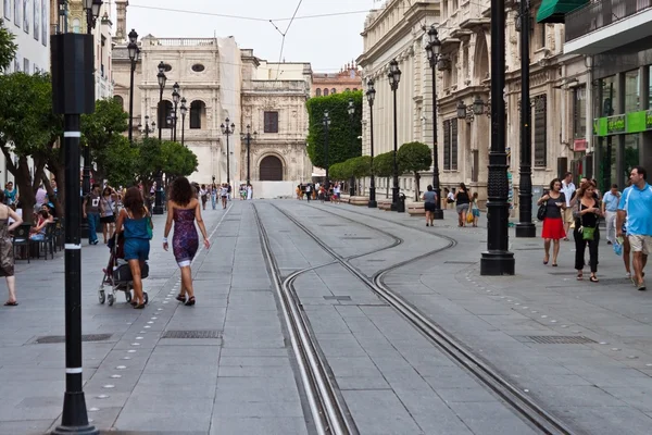 Straße im Zentrum von Sevilla — Stockfoto