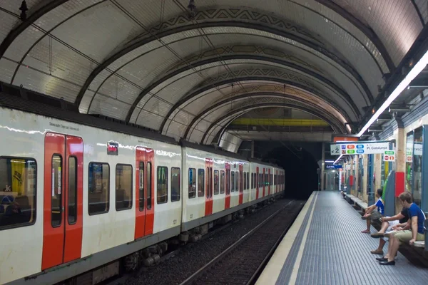 U-Bahn in Barcelona — Stockfoto