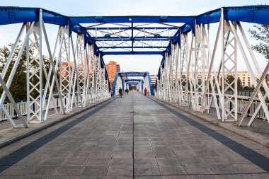Pilar Köprüsü