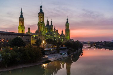 Basilica de Nuestra Senora del Pilar