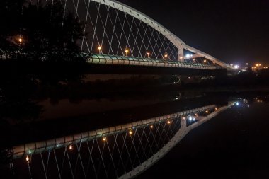 Üçüncü milenyumun Köprüsü