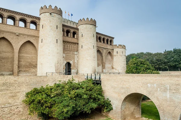 Aljaferia palácio em saragossa — Fotografia de Stock