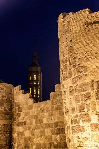 Noční pohled na římské hradby — Stock fotografie