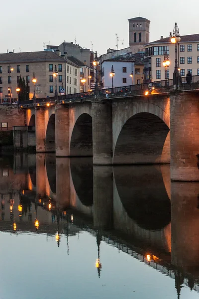 Puente de piedra en Logrono — Foto de Stock
