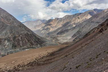 Pakistan, Fairy Meadows yakınlarındaki İndus nehir vadisi