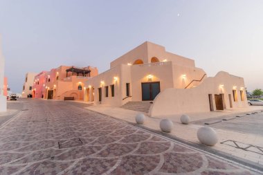 Doha 'nın Mina ilçesinde akşam, Katar