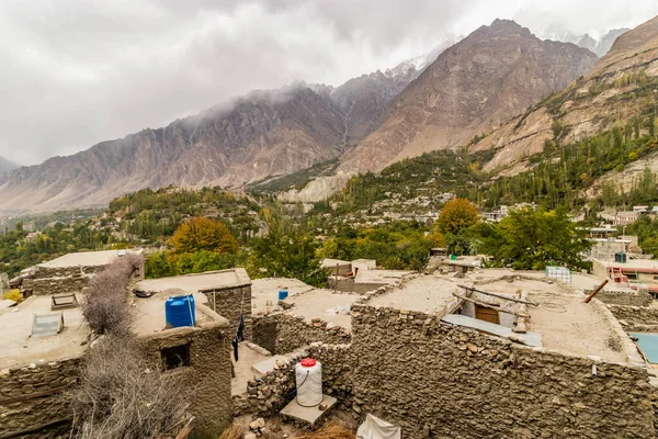 Karimabad 'daki Altit köyü, Hunza vadisi, Pakistan' ın Gilgit-Baltistan bölgesi.