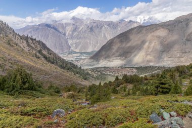 Minapin Vadisi, Pakistan 'ın Gilgit-Baltistan bölgesi