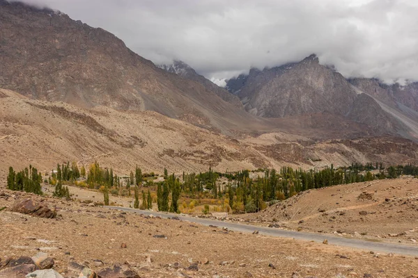 Pakistan, Phander Vadisi 'nin sonbahar manzarası