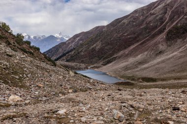 Pakistan 'ın Gilgit-Baltistan bölgesinde Rama Gölü