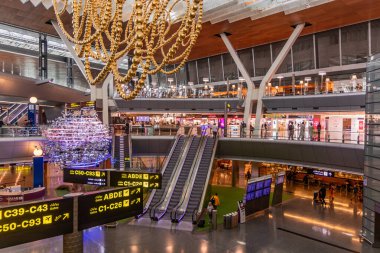 DOHA, Katar - 22 Eylül 2023: Doha, Katar 'daki Hamad Uluslararası Havalimanı