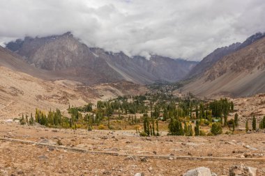 Pakistan, Phander Vadisi 'nin sonbahar manzarası