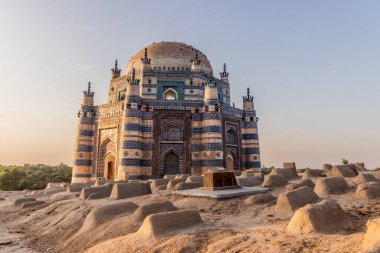 Uch Sharif, Punjab, Pakistan 'da Bibi Jawindi' nin Mezarı