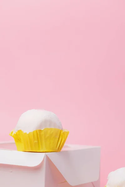 Delicious Daifuku Japanese Rice Cake Package Box Pink Background Food — Stock Photo, Image