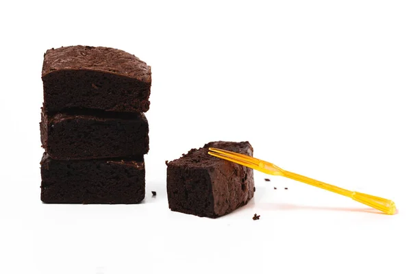 Brownies Kuchen Auf Weißem Hintergrund Für Bäckerei Lebensmittel Und Essenskonzept — Stockfoto