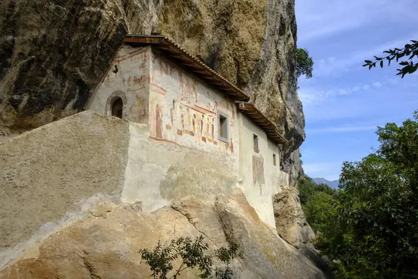 Italien Trentino Stenkyrka Eremo San Paolo — Stockfoto