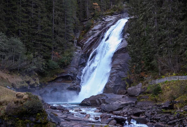 Österrike High Tauern National Park Krimml Vattenfall Mid Falls — Stockfoto
