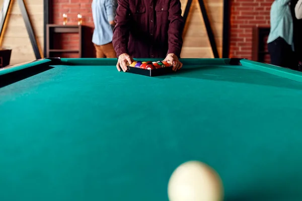 Close Billiards Player Arranging Balls Table — Stock Photo, Image