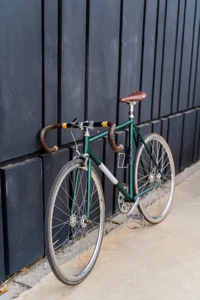 Racing Bicycle Leaning Wall — Stock Photo, Image