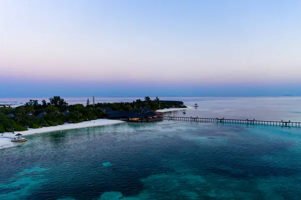 Maldives Île Olhuveli Jetée Station Balnéaire Sur Lagon Atoll Male — Photo