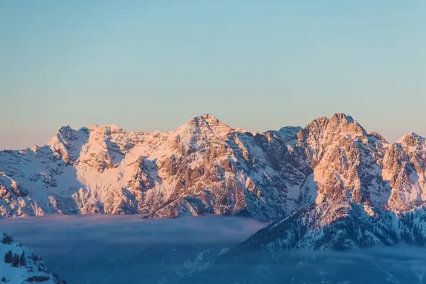 Kilátás Havas Hegyekre Alkonyatkor Saalbach Hinterglemm Pinzgau Ausztria — Stock Fotó