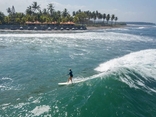 Veduta Aerea Surfista Femminile Bali Indonesia — Foto Stock