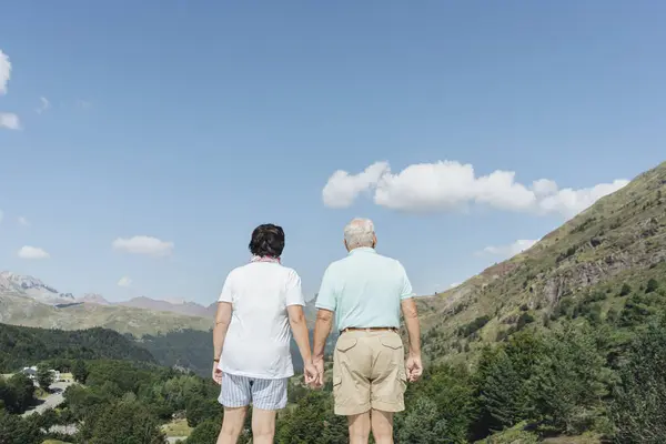 Back View Senior Couple Looking View Hand Hand Jaca Spain — Stock Photo, Image