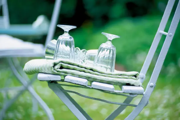 Glasses Tablecloth Wooden Chair Backyard — Stock Photo, Image