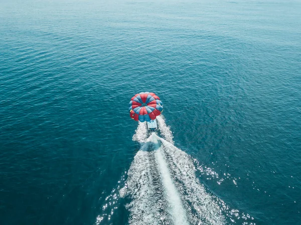 Indonesia Bali Nusa Dua Aerial View Person Parasailing Motorboat — Stock Photo, Image
