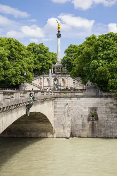 Prinzregent Köprüsü Barış Meleği Maximilian Park Münih Bavyera Almanya — Stok fotoğraf