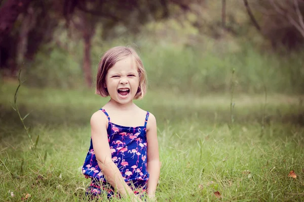 Portrait Screaming Little Girl Glade — Stock Photo, Image