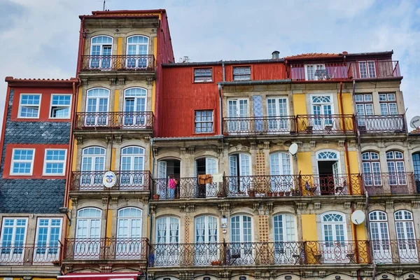 Portugal Porto Ribeira Low Angle View Colorful Townhouse Facades — Stock Photo, Image