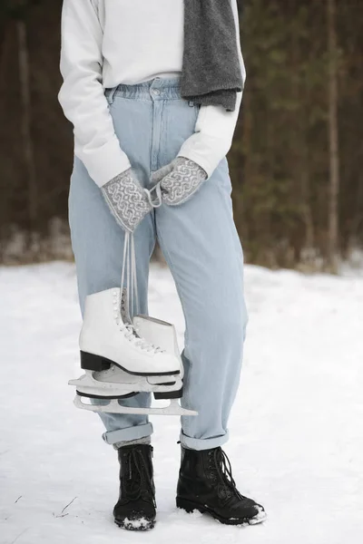 Crop View Woman Ice Skates Winter — Stock Photo, Image