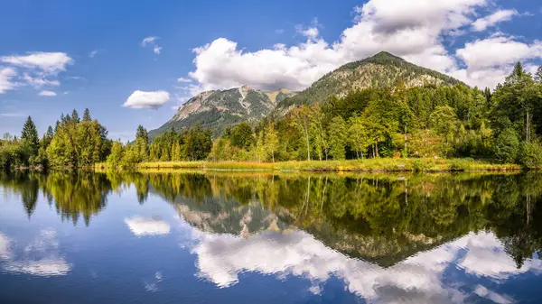 Deutschland Bayern Allgäuer Alpen Oberstdorf Moorweiher Berglandschaft — Stockfoto